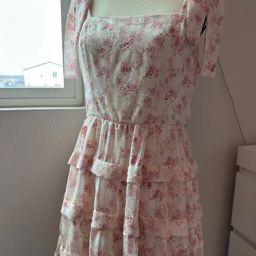 Trixxi Floral Juniors Mini Dress - Picture 4 of 9